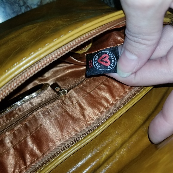 🧡Great Used Condition Large Urban Expressions - Picture 6 of 8